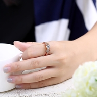 Picture of Attractive And Elegant White Fashion Rings