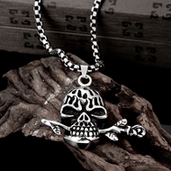Picture of Holiday Medium Pendant Necklace with Low MOQ