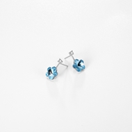Picture of Classic Flowers & Plants Stud Earrings with Unbeatable Quality