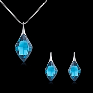Picture of Famous Small Casual Necklace and Earring Set