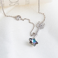 Picture of Hot Selling Platinum Plated Zinc Alloy Pendant Necklace from Top Designer