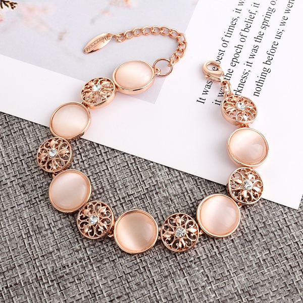 Picture of Bulk Rose Gold Plated White Fashion Bracelet For Your Occasions