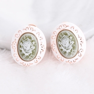 Picture of Latest Casual Resin Stud Earrings