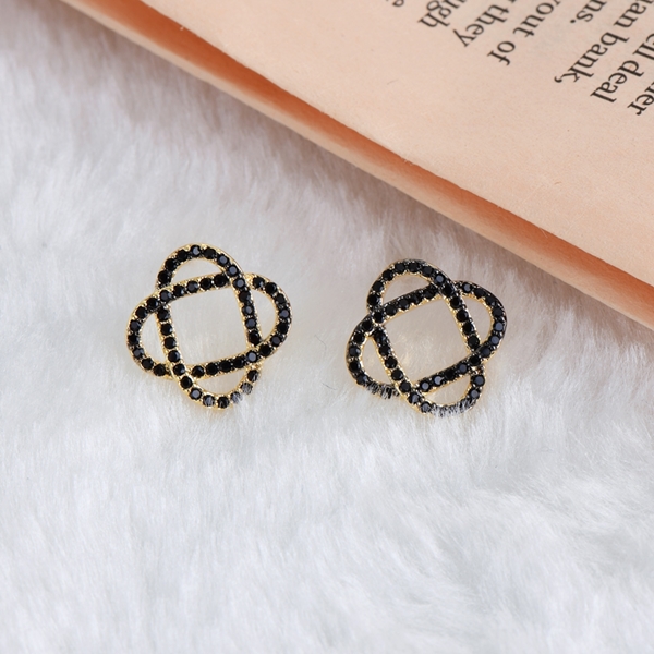 Picture of Purchase Gold Plated Cubic Zirconia Stud Earrings Exclusive Online