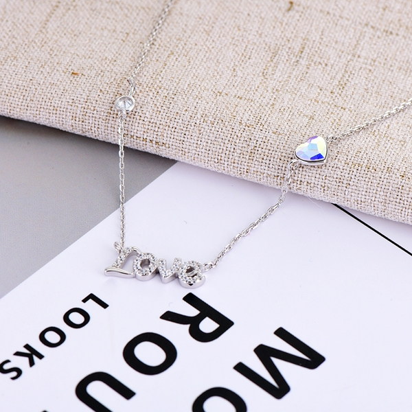 Picture of Amazing Swarovski Element Fashion Pendant Necklace