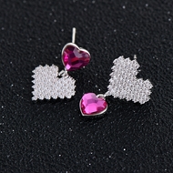 Picture of Attractive Pink Small Stud Earrings For Your Occasions
