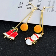 Picture of Attractive Yellow Copper or Brass Dangle Earrings For Your Occasions