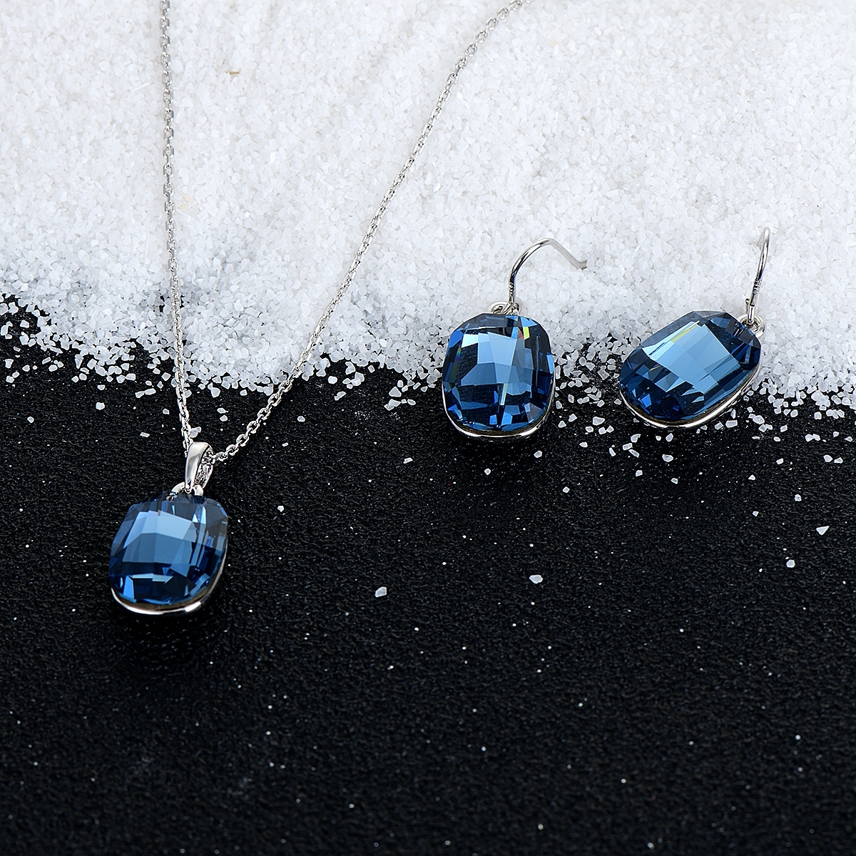 Low Price Platinum Plated Fashion Necklace and Earring Set from Trust