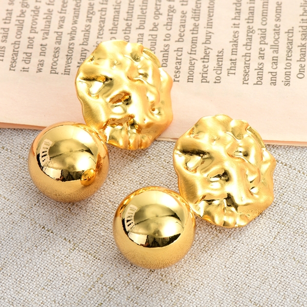 Picture of Designer Gold Plated Casual Stud Earrings Online