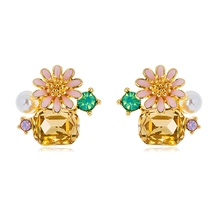 Show details for First Class Platinum Plated Zinc-Alloy Stud