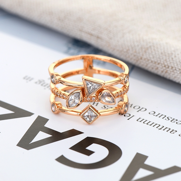 Picture of Copper or Brass Artificial Crystal Fashion Ring from Certified Factory