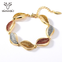 Show details for Unusual Dubai Gold Plated Fashion Bracelet