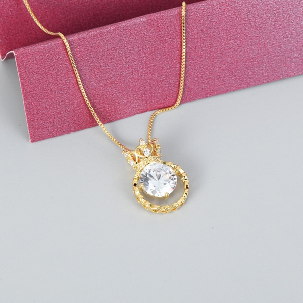 Picture of Low Cost Gold Plated White Pendant Necklace with Low Cost