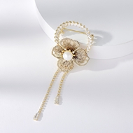 Picture of Fashionable Big Gold Plated Brooche