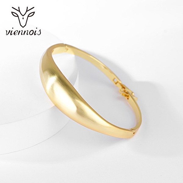Picture of Need-Now Gold Plated Medium Fashion Bangle from Editor Picks