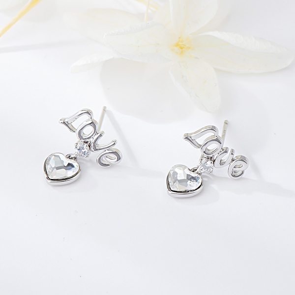 Picture of Great Swarovski Element Platinum Plated Stud Earrings