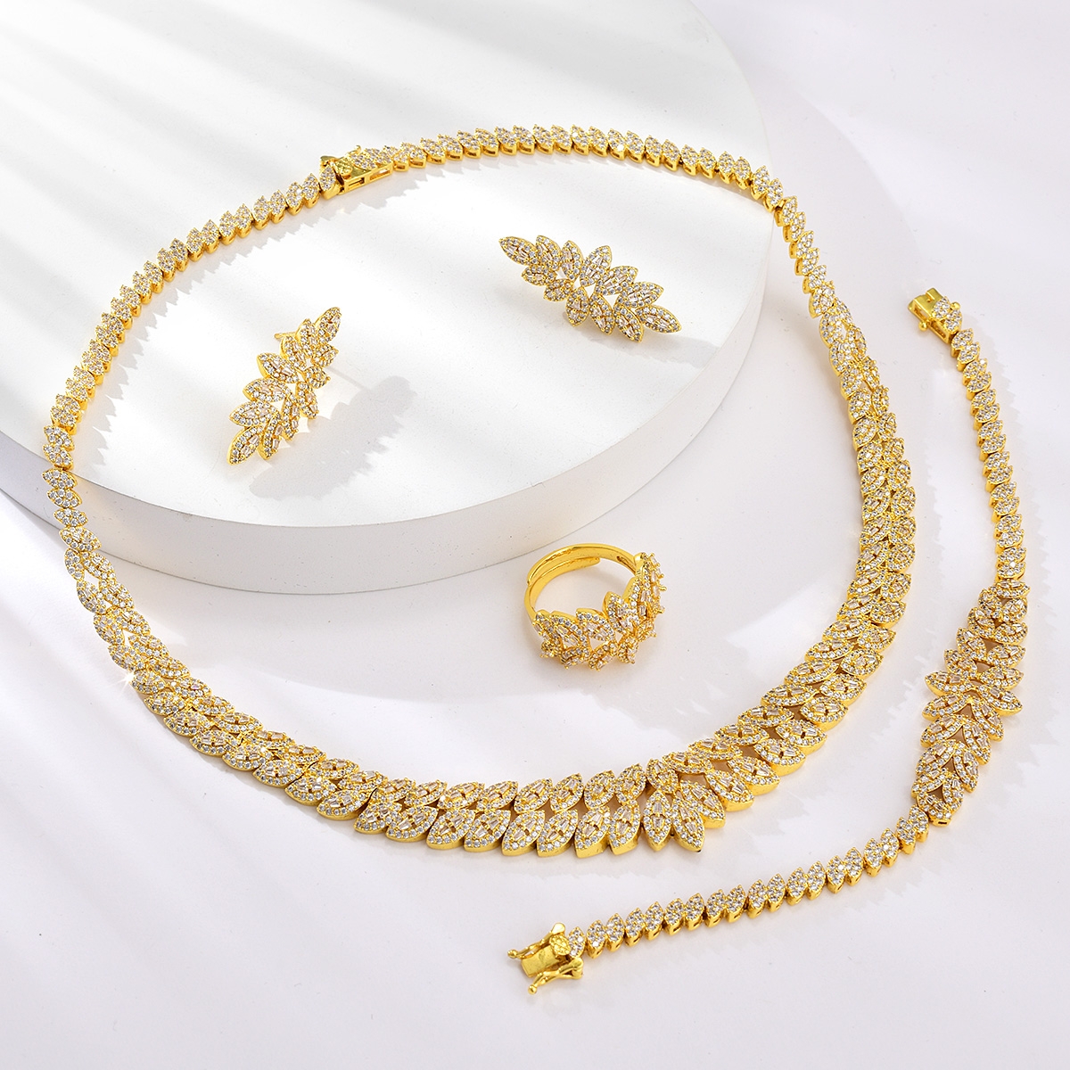 Top Rated Luxury Copper or Brass 4 Piece Jewelry Set