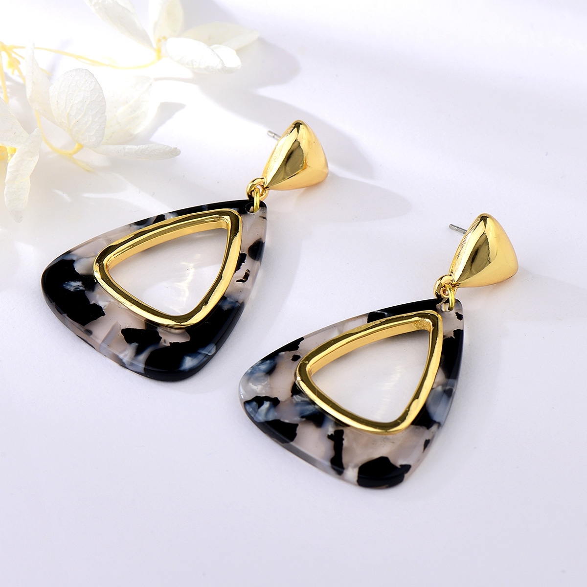 Hypoallergenic Rose Gold Plated Classic Dangle Earrings with Easy Return