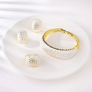 Picture of Hot Selling White Dubai 3 Piece Jewelry Set from Top Designer