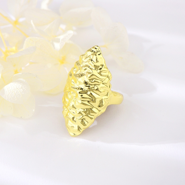 Picture of Nickel Free Gold Plated Zinc Alloy Fashion Ring with No-Risk Refund
