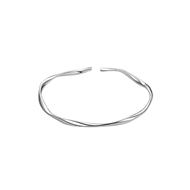 Picture of 925 Sterling Silver Platinum Plated Fashion Bangle in Flattering Style