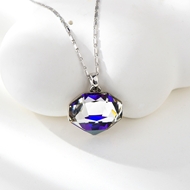 Picture of Famous Swarovski Element Zinc Alloy Pendant Necklace