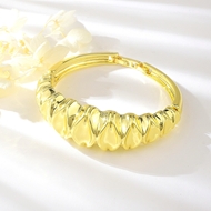Picture of Inexpensive Zinc Alloy Big Fashion Bangle from Reliable Manufacturer