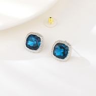 Picture of Low Cost Zinc Alloy Small Stud Earrings with Low Cost