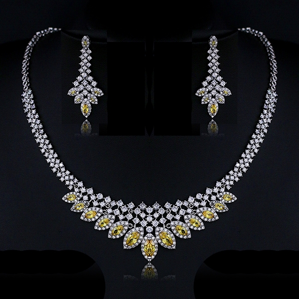 Picture of Fashion Cubic Zirconia Copper or Brass 2 Piece Jewelry Set