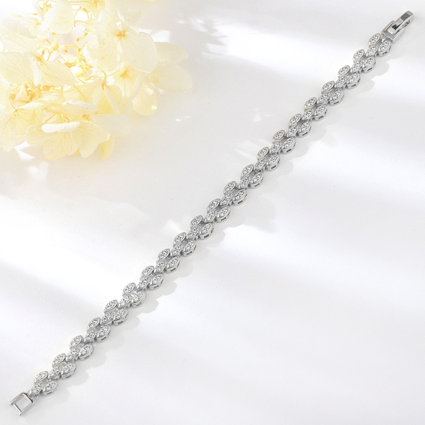 Picture of Unusual Small Platinum Plated Fashion Bracelet