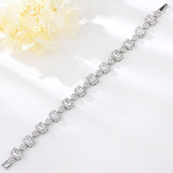 Picture of Nickel Free White Cubic Zirconia Fashion Bracelet with Easy Return