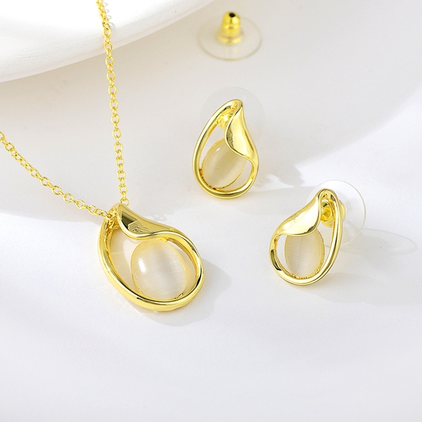 Picture of Zinc Alloy Gold Plated 3 Piece Jewelry Set Online Only