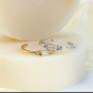 Picture of Low Price Gold Plated White Adjustable Ring for Girlfriend