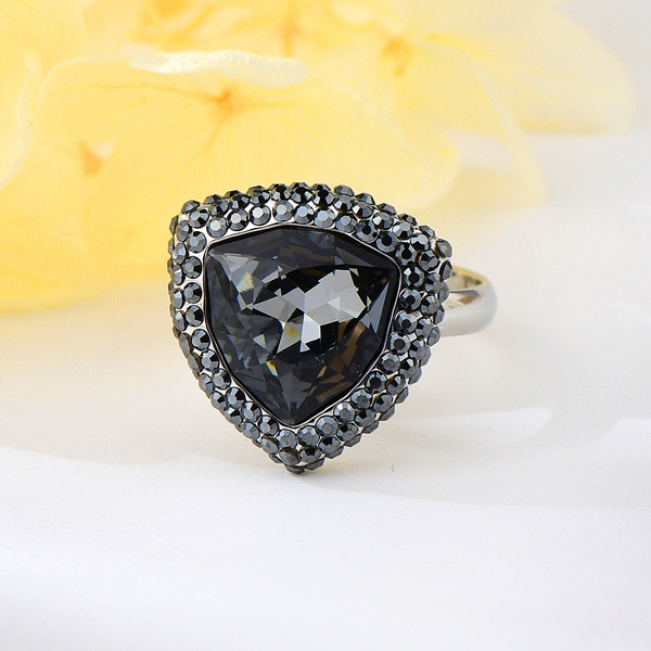 Picture of Most Popular Swarovski Element Platinum Plated Fashion Ring