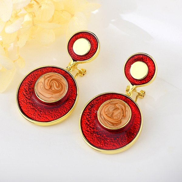 Picture of Designer Gold Plated Zinc Alloy Dangle Earrings with No-Risk Return