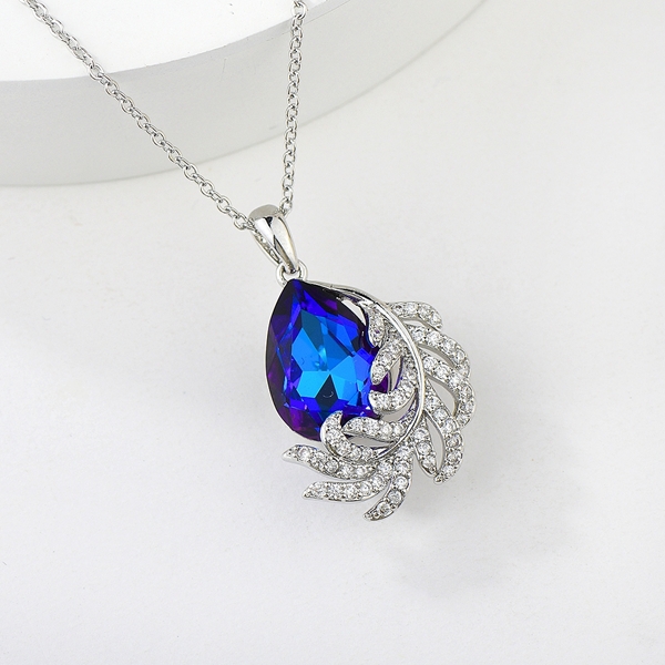 Picture of Low Cost Platinum Plated Medium Pendant Necklace with Low Cost