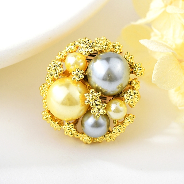 Picture of Dubai Artificial Pearl Fashion Ring with Worldwide Shipping
