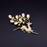 Show details for Eye-Catching White Gold Plated Brooche for Girlfriend