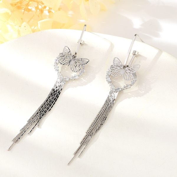 Picture of Impressive White Cubic Zirconia Tassel Earrings at Great Low Price
