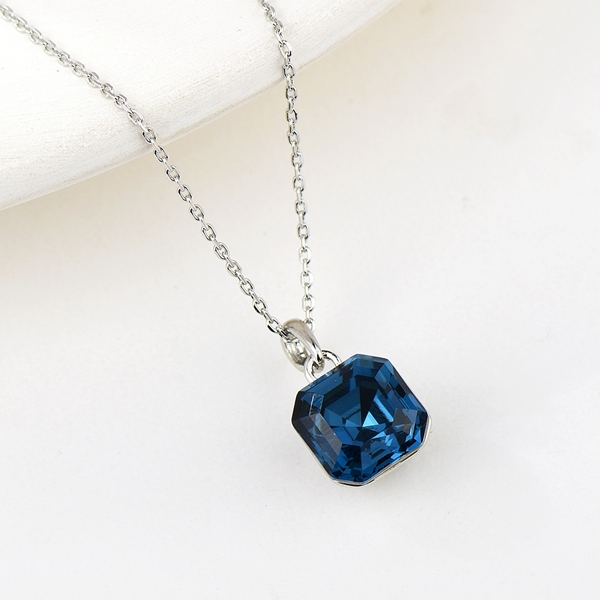 Picture of Blue Small Pendant Necklace from Top Designer