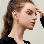 Picture of Fast Selling Gold Plated Delicate Huggie Earrings from Editor Picks