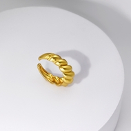 Picture of Delicate Gold Plated Adjustable Ring with 3~7 Day Delivery