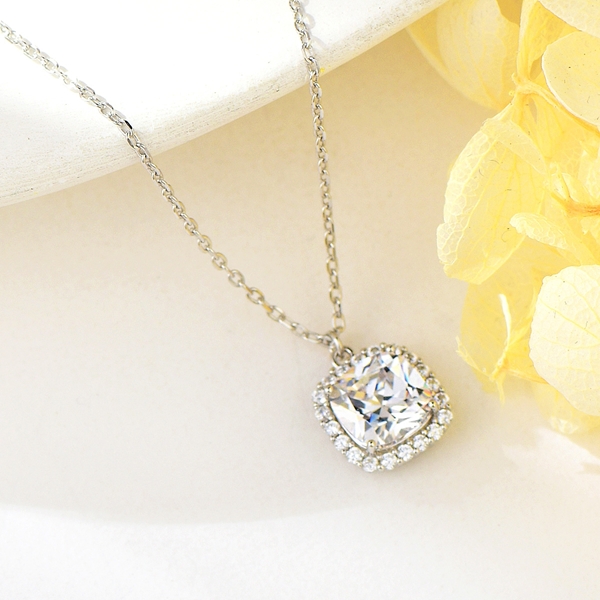 Picture of Reasonably Priced Platinum Plated Cubic Zirconia Pendant Necklace from Reliable Manufacturer