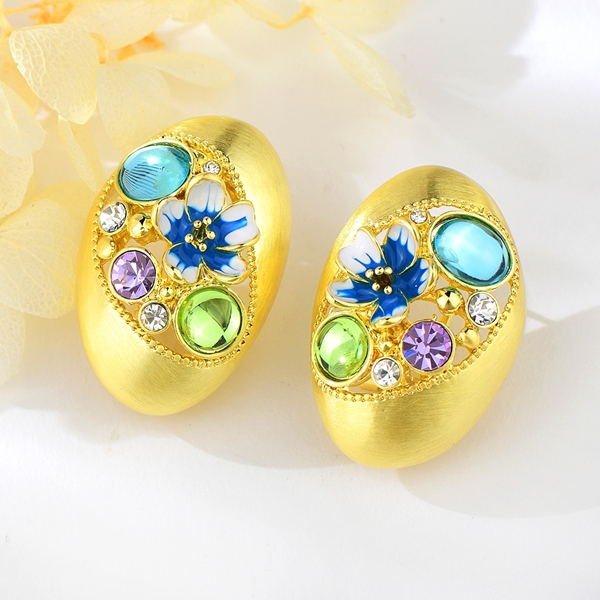 Picture of Sparkling Big Flowers & Plants Big Stud Earrings