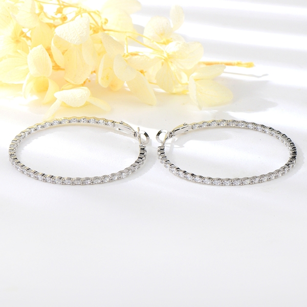 Picture of Affordable Platinum Plated Big Huggie Earrings from Trust-worthy Supplier