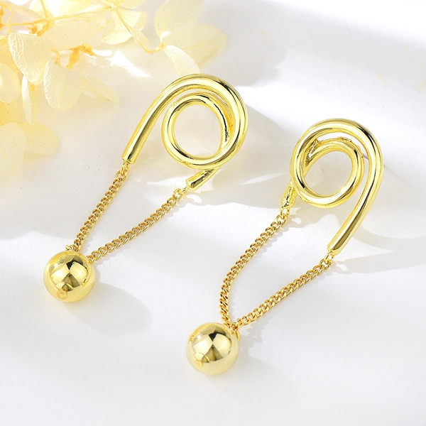 Picture of Big Zinc Alloy Dangle Earrings with Beautiful Craftmanship