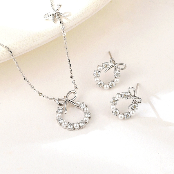 Picture of Luxury Platinum Plated 2 Piece Jewelry Set Online Only