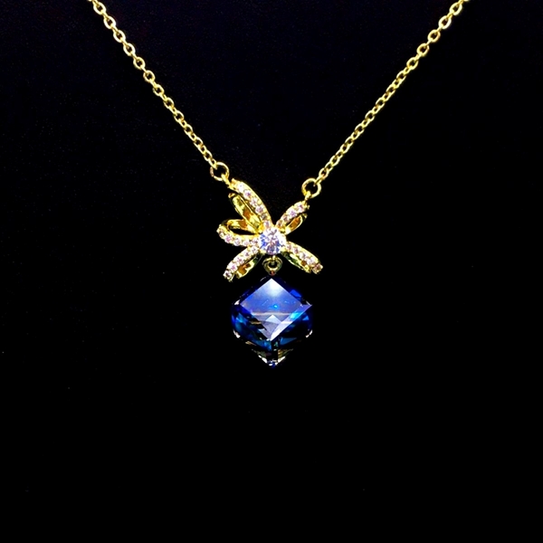 Picture of Sparkling Party Blue Pendant Necklace