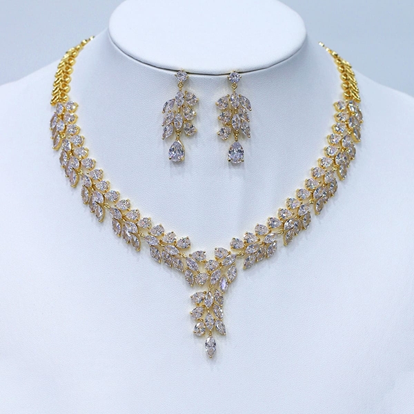 Picture of Brand New Gold Plated White 2 Piece Jewelry Set with Wow Elements